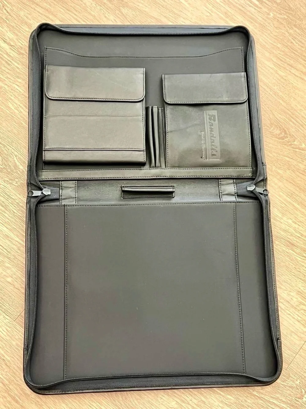Randalls Food & Pharmacy Black Leather Zip Portfolio Padfolio OrganizerBriefcase